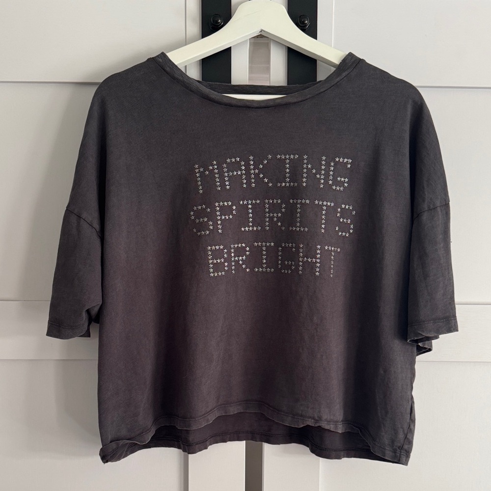 Aerie Graphic Tee with 'Making Spirits Bright'